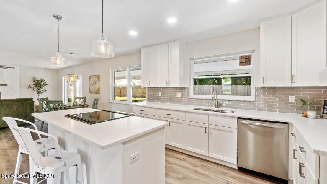 Photo of 1119 Manatee Drive