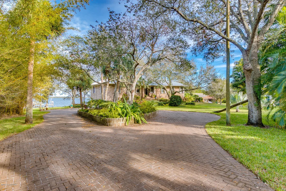 Photo of 6245 Highway Us 1 N