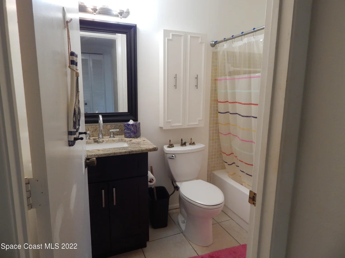 Photo of 1638 Riviera Drive NE