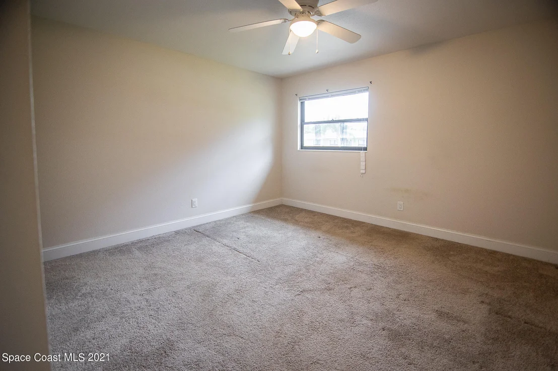 Photo of 2455 Lakeview Drive