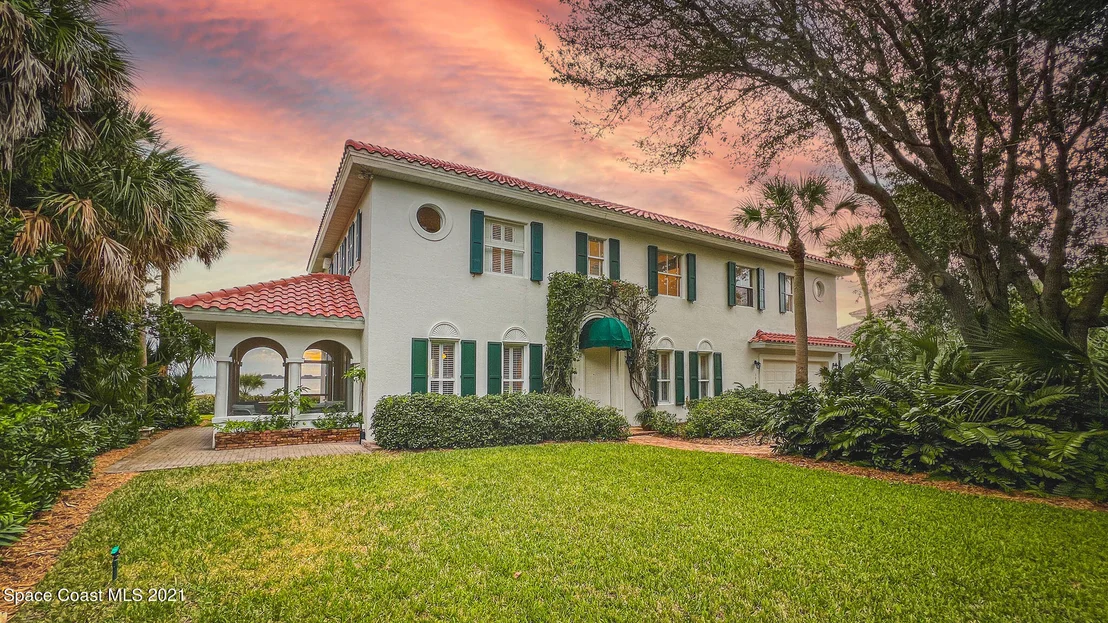Photo of 176 Bayshore Drive