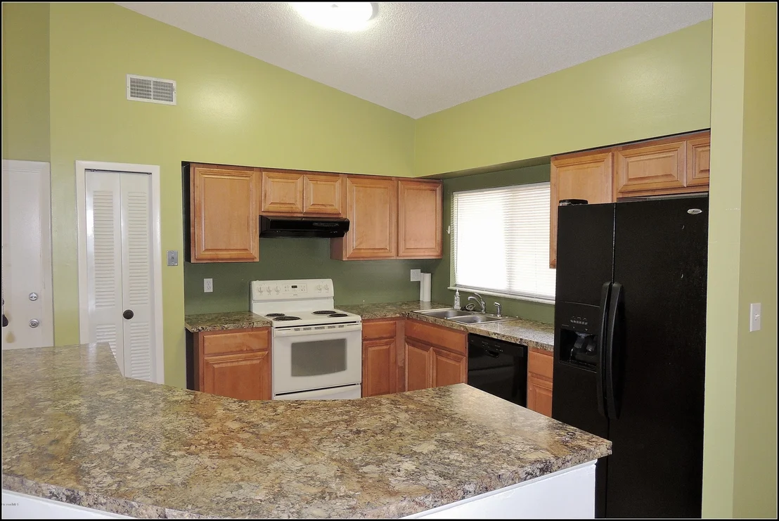 Photo of 6527 Pleasant Avenue