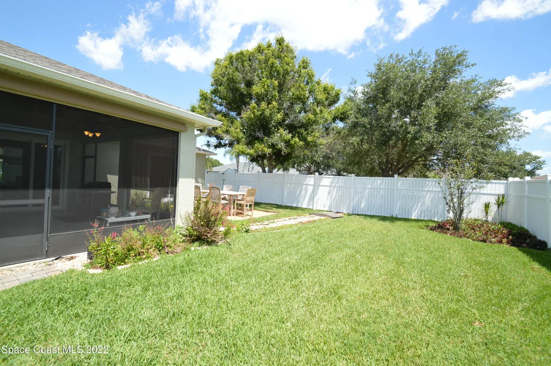 Photo of 725 Triple Crown Lane