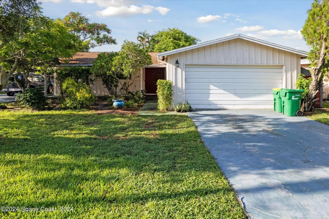 Photo of 363 Carmine Drive