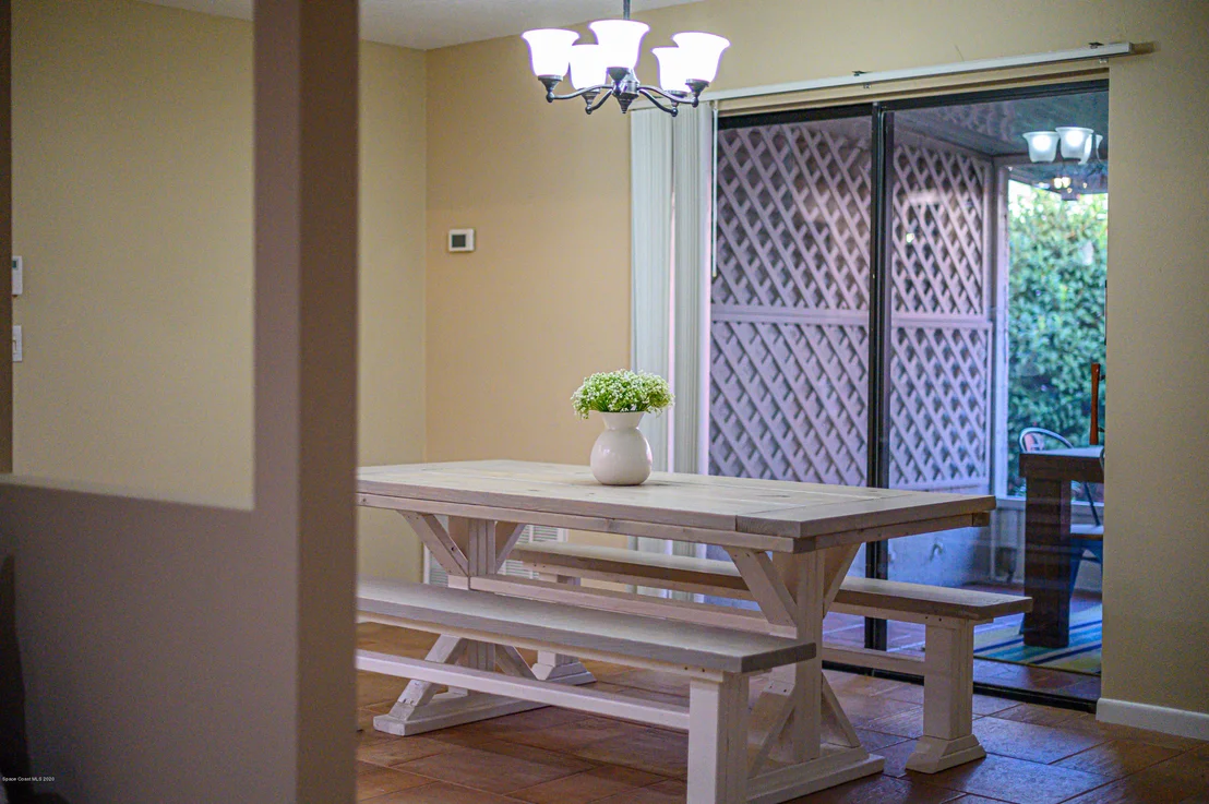 Photo of 1035 Park Ridge Place