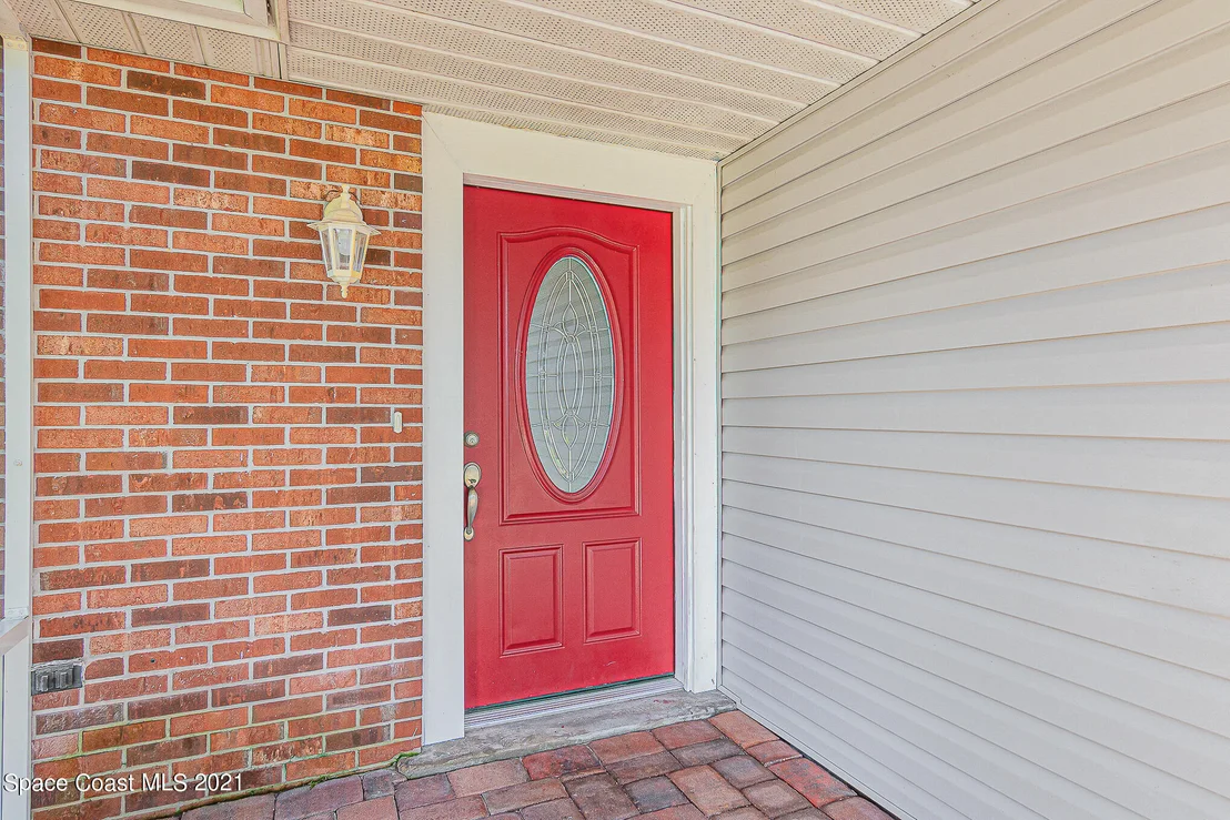 Photo of 5770 Fairbridge Street