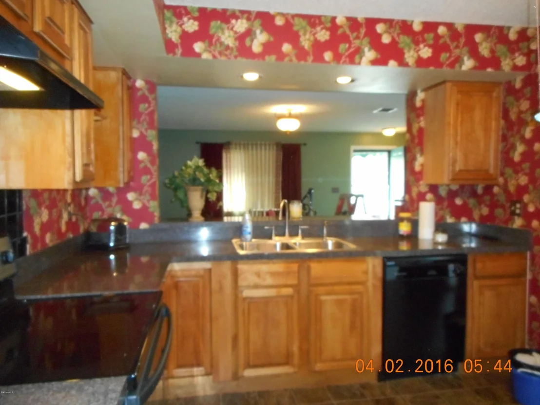 Photo of Unit K41 at 1882 Murrell Road
