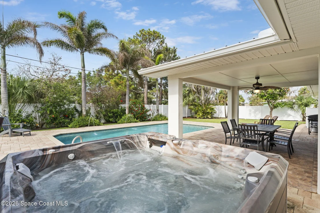 Photo of 415 Hibiscus Trail