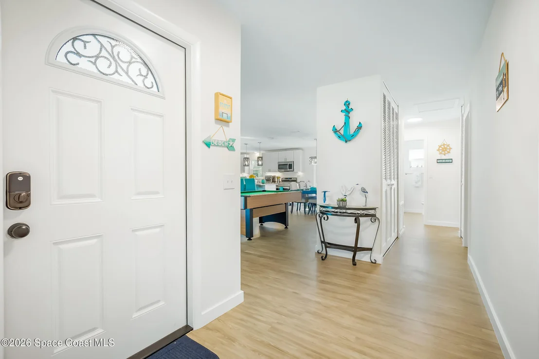 Photo of 557 Ixora Drive