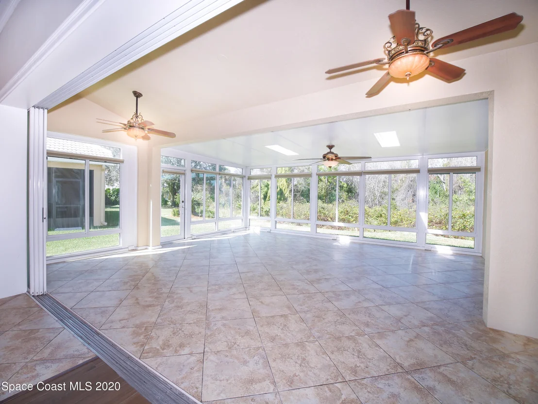 Photo of 936 Wimbledon Dr Drive