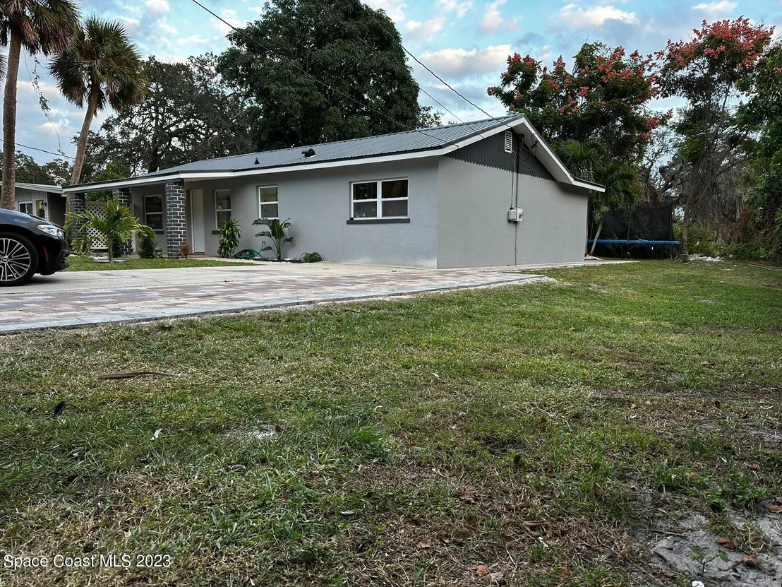 Photo of 1083 Sea Grape Drive