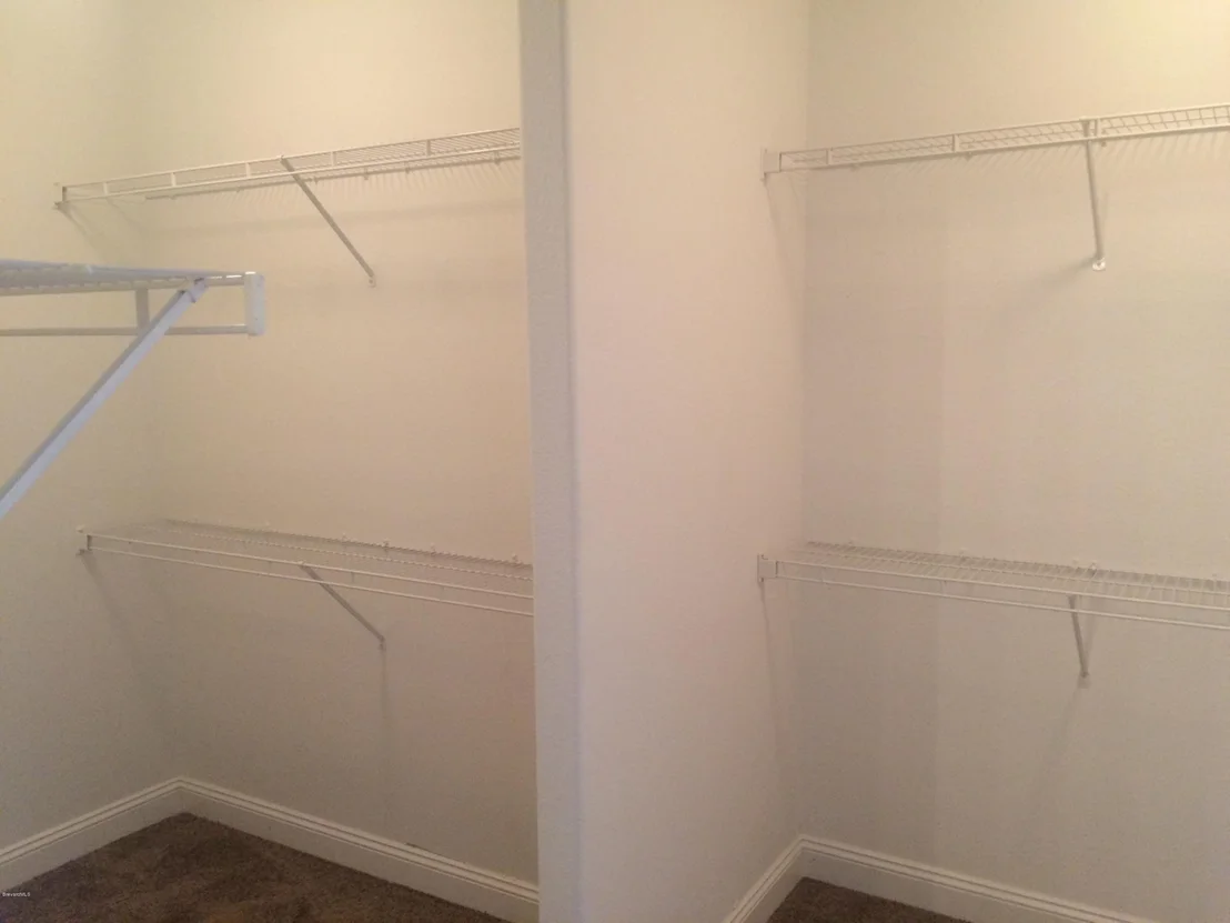 Photo of 1501 Bridgeport Circle