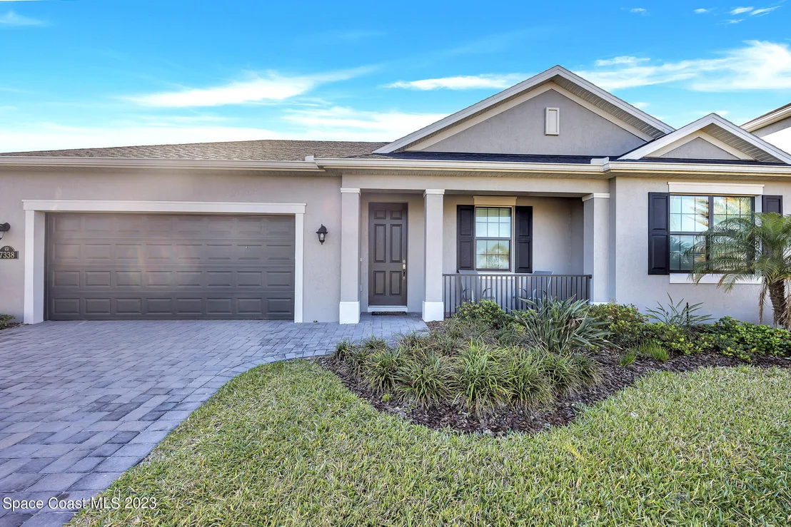 Photo of 7338 Bluemink Lane