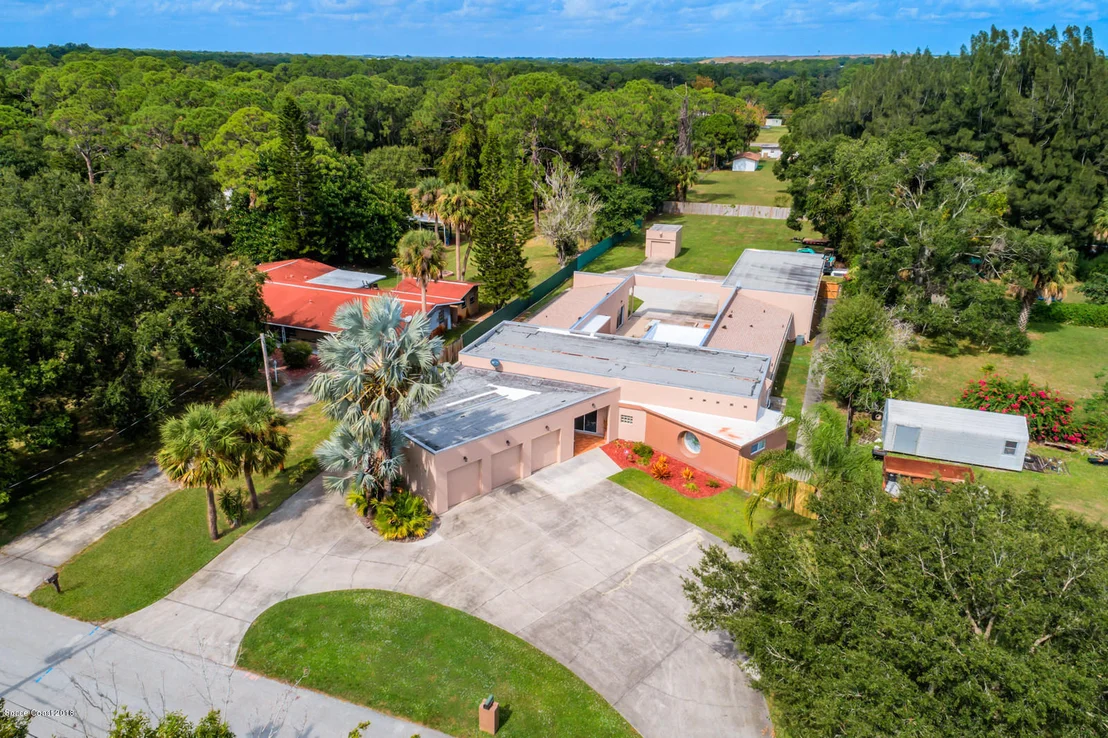 Photo of 8426 Sylvan Drive