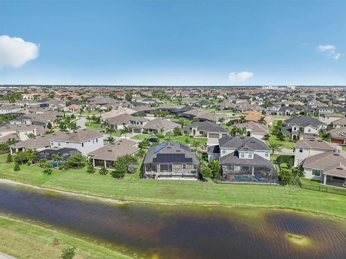 Photo of 7633 Poulicny Lane
