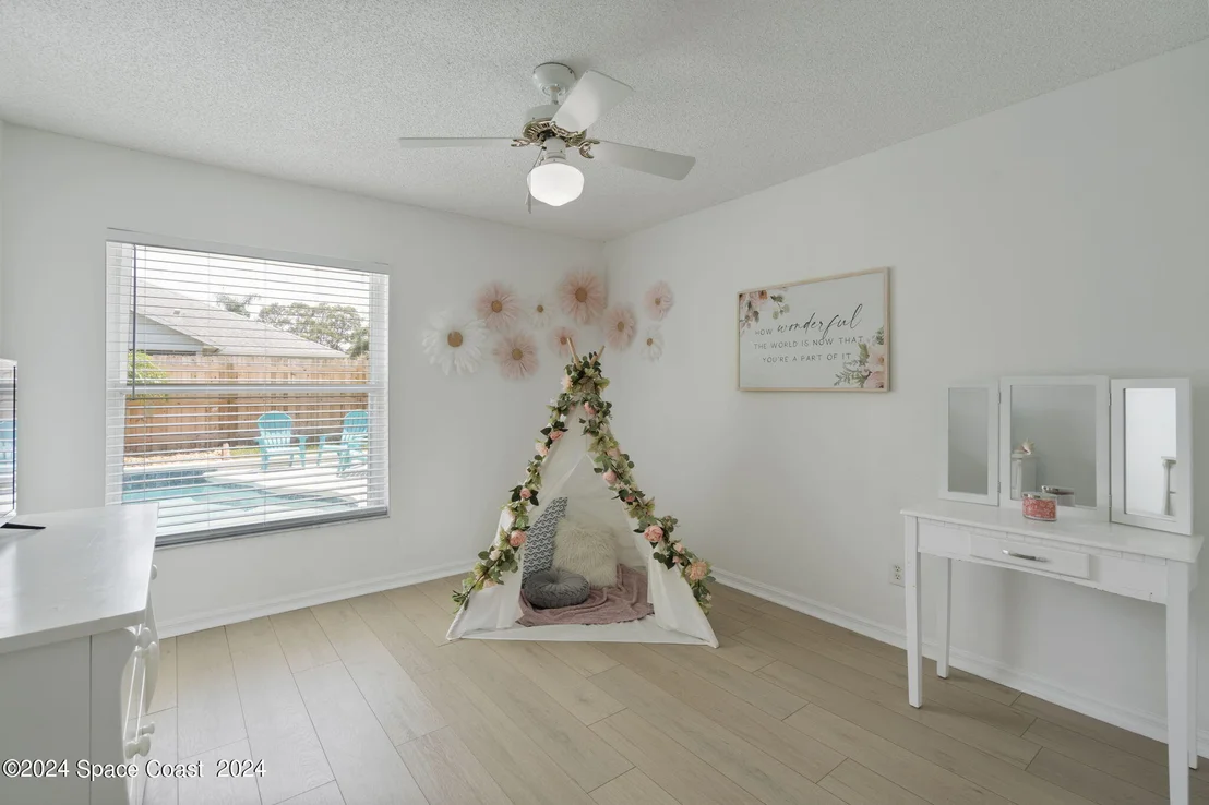 Photo of 1049 Jacaranda Circle