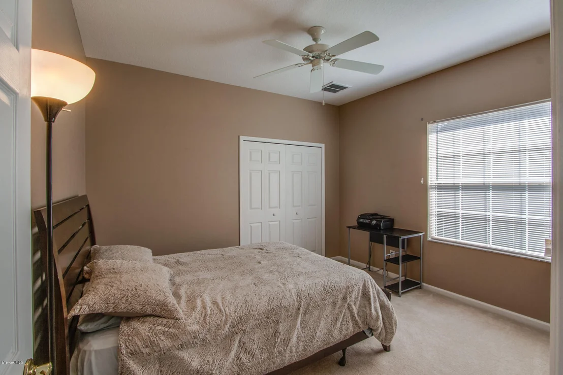 Photo of 228 SE Abernathy Circle