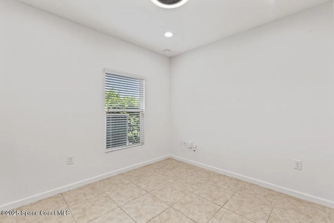 Photo of 1071 Dillard Drive SE