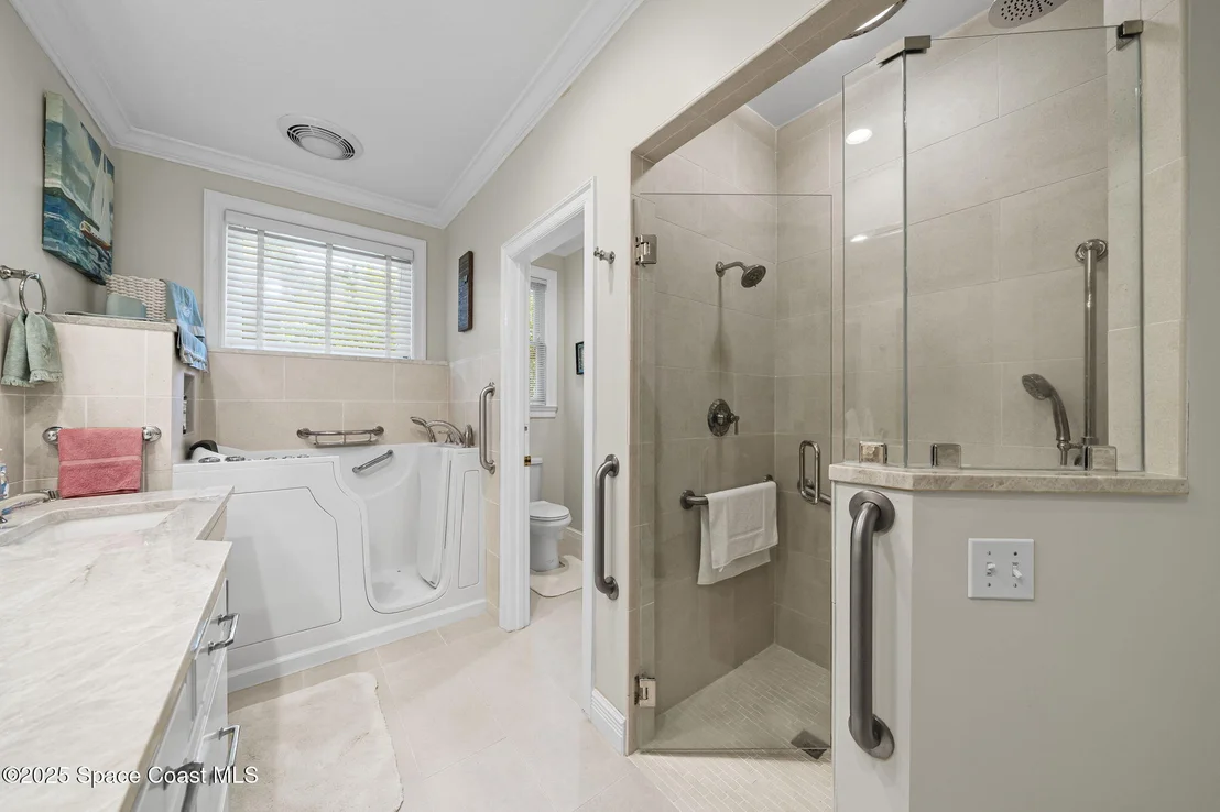 Photo of 1407 Rockledge Drive