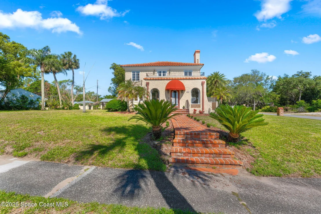 Photo of 2105 Mac Farland Drive