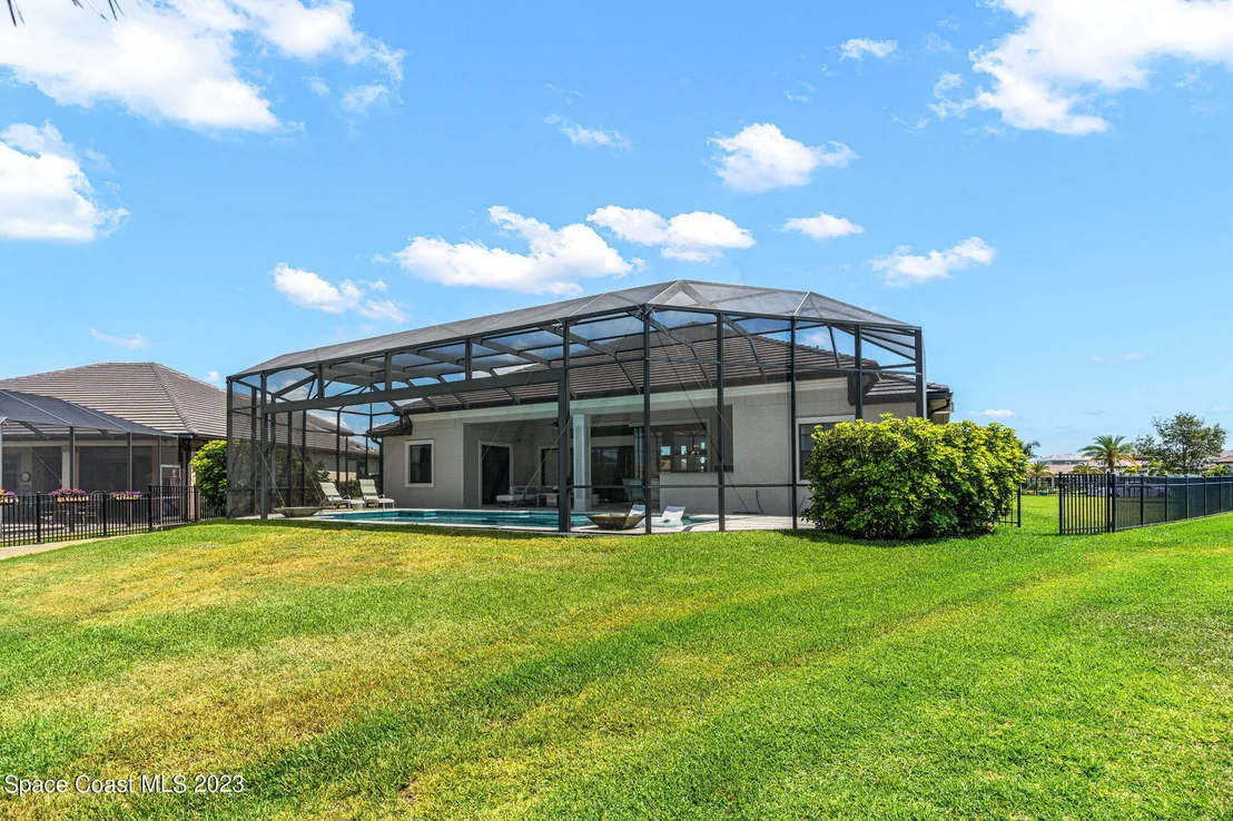 Photo of 2115 Calatrava Street