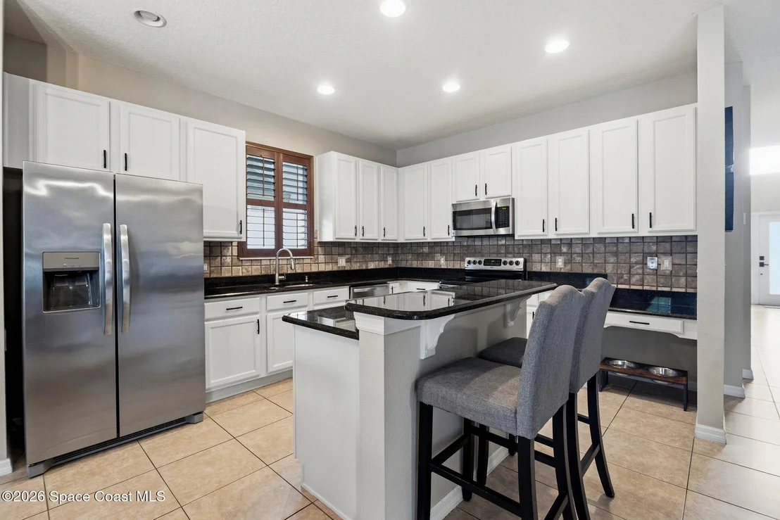 Photo of 1400 Bourke Lane