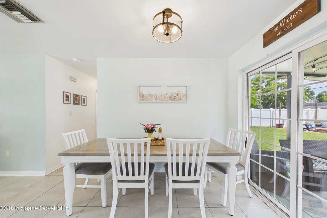 Photo of 2391 Lorna Drive