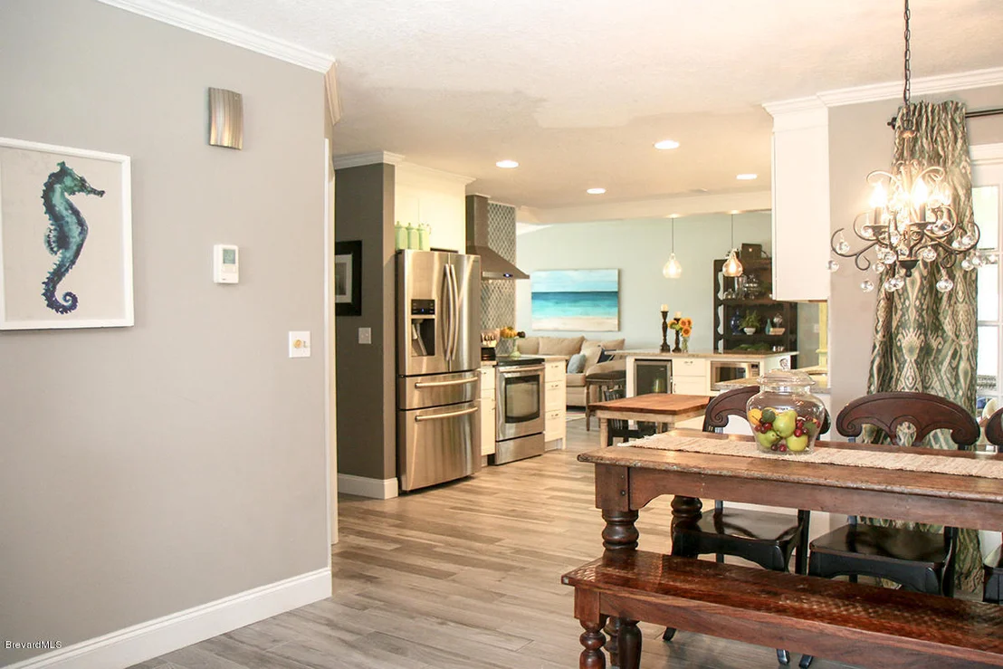 Photo of 595 Deerfield Drive
