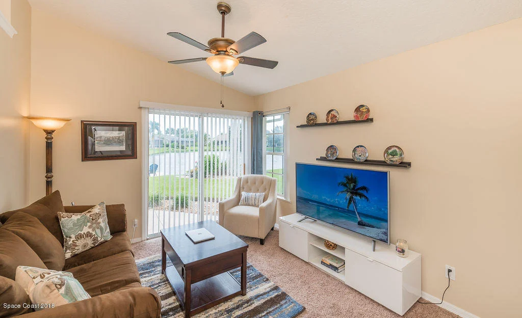 Photo of 1052 Fieldstone Drive