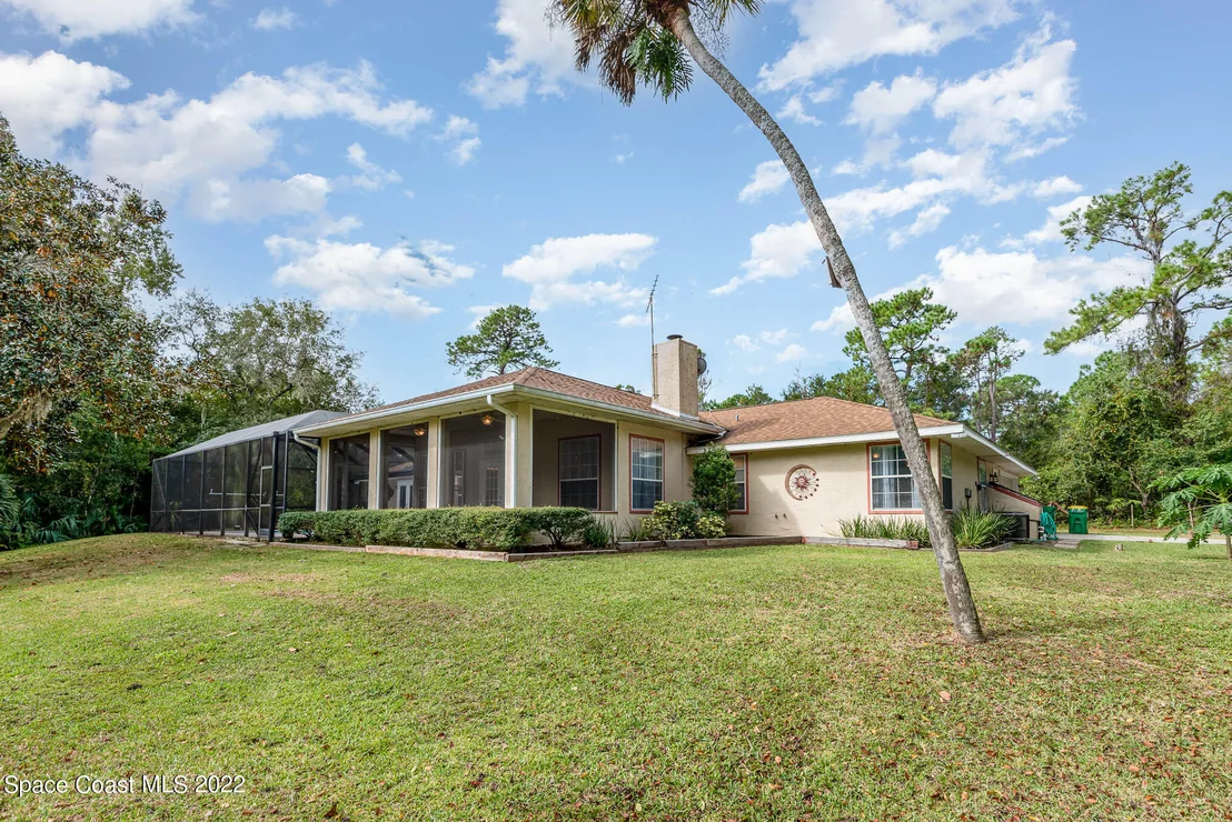 Photo of 3396 Lionel Road