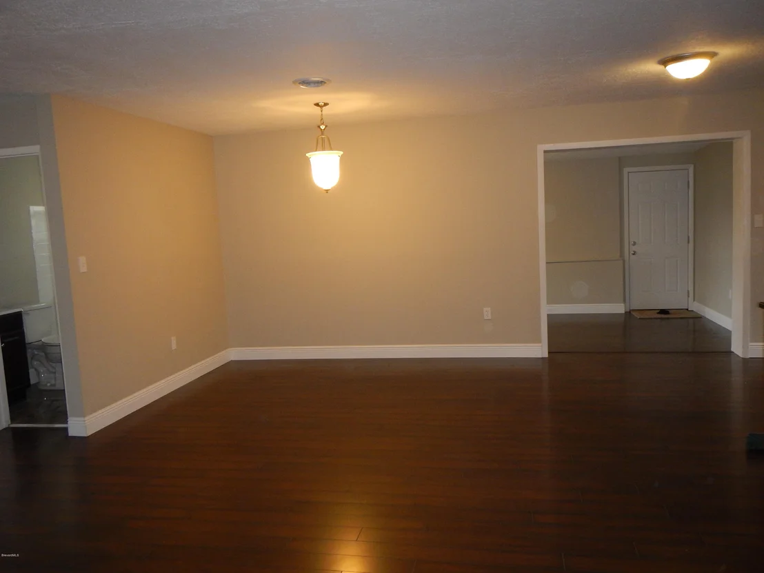 Photo of 2445 Sadler Lane