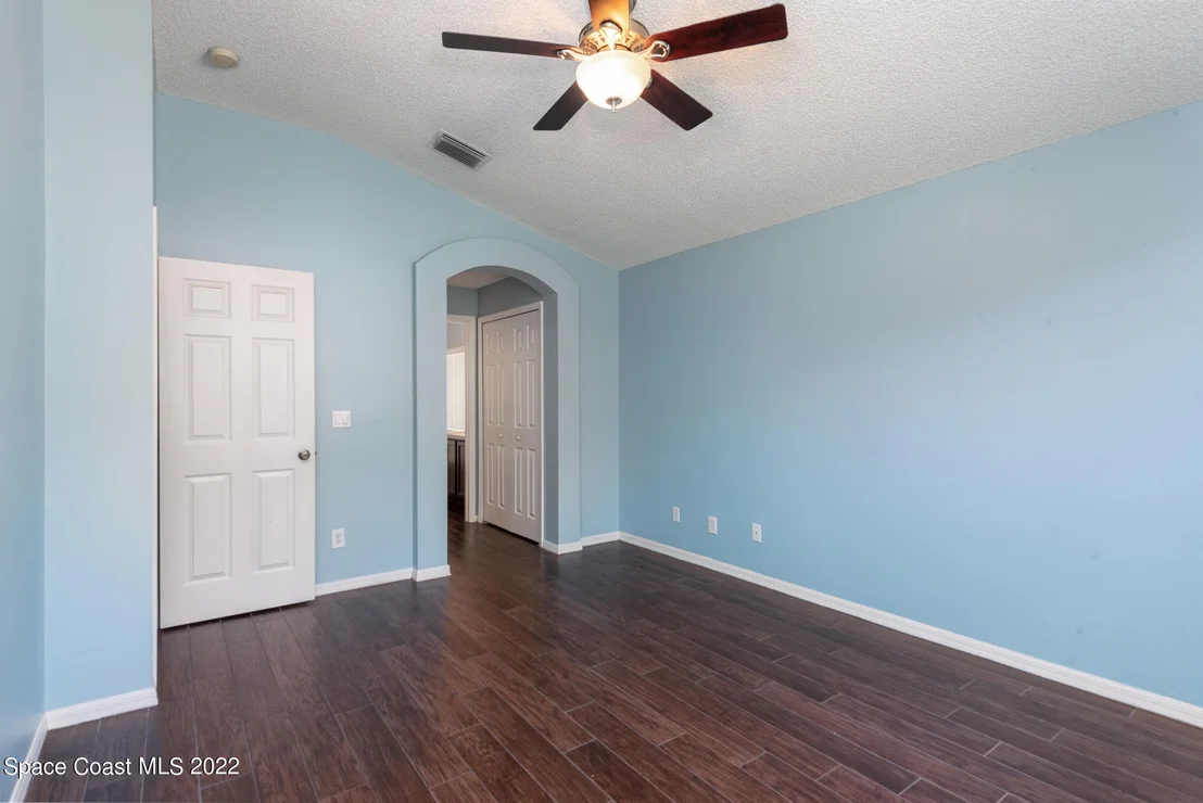 Photo of 1600 Tailfeather Court
