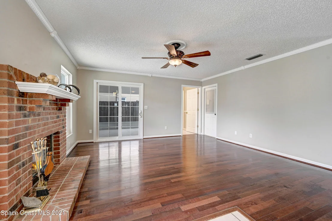 Photo of 6977 Hammock Trace Drive