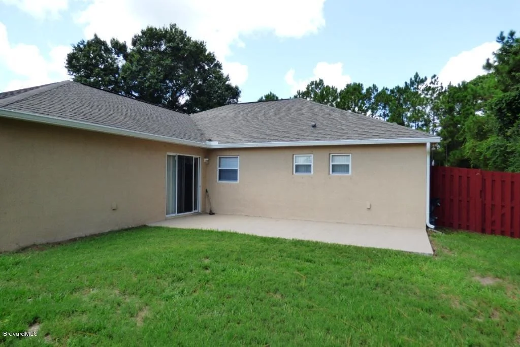 Photo of 930 SE Sable Circle