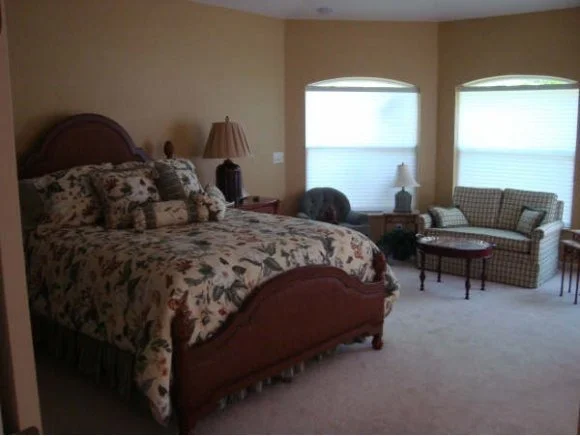 Photo of 911 Glen Abbey Way