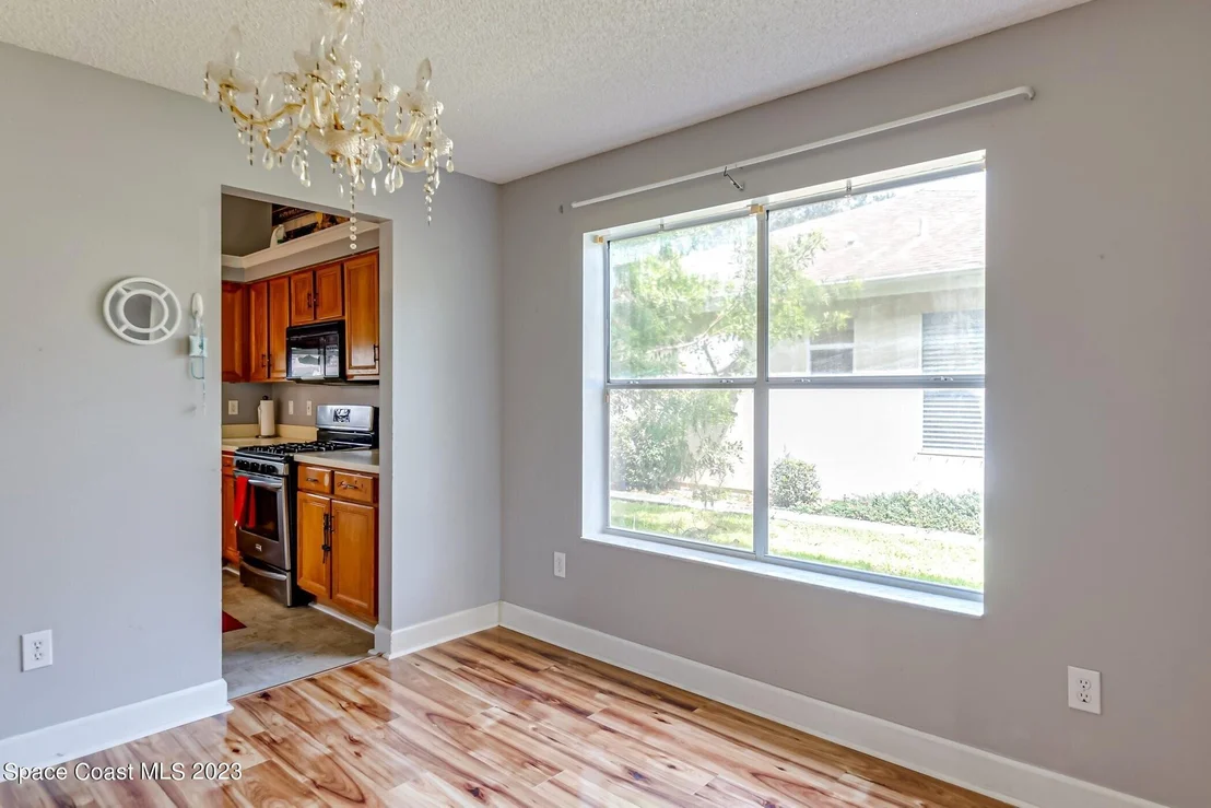Photo of 6976 Hammock Lakes Drive