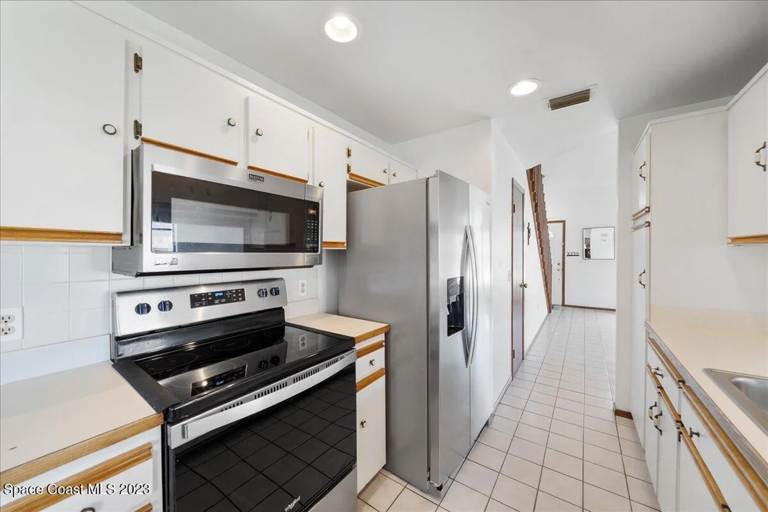 Photo of 1537 Clover Circle