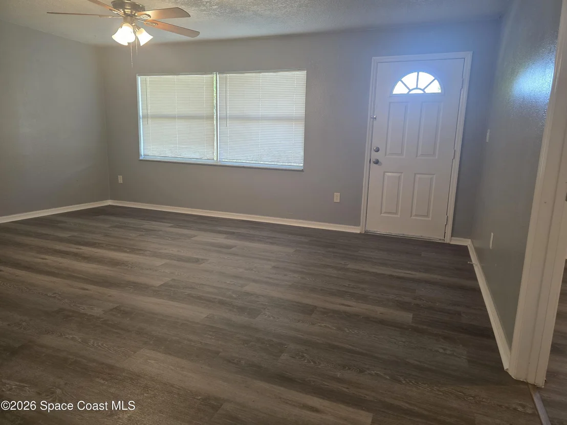Photo of 1631 Albert Drive