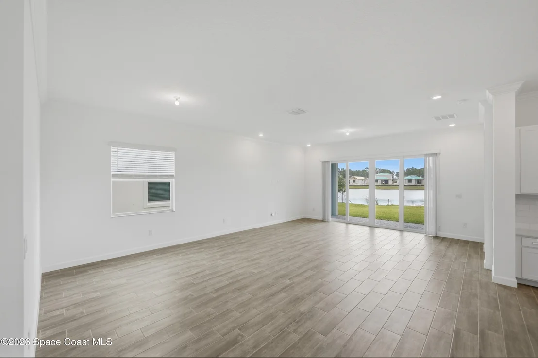 Photo of 1863 Antarus Drive NW