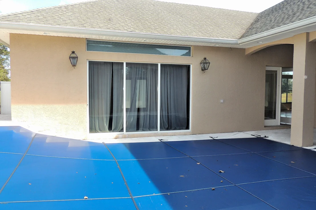 Photo of 1120 NE Riviera Drive