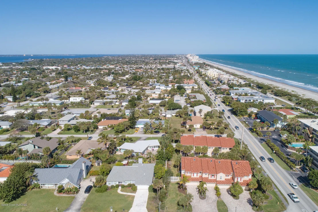 Photo of Unit B at 100 Ormond Drive
