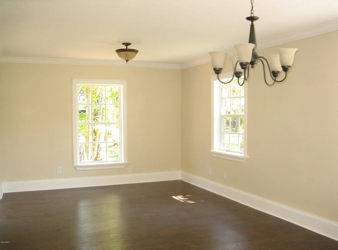 Photo of 3584 N Sylvan Lane
