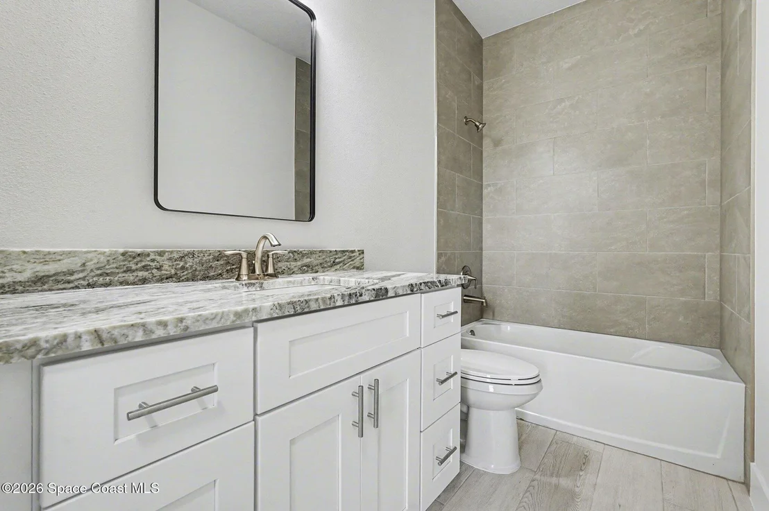 Photo of 1121 Pluto Street SE