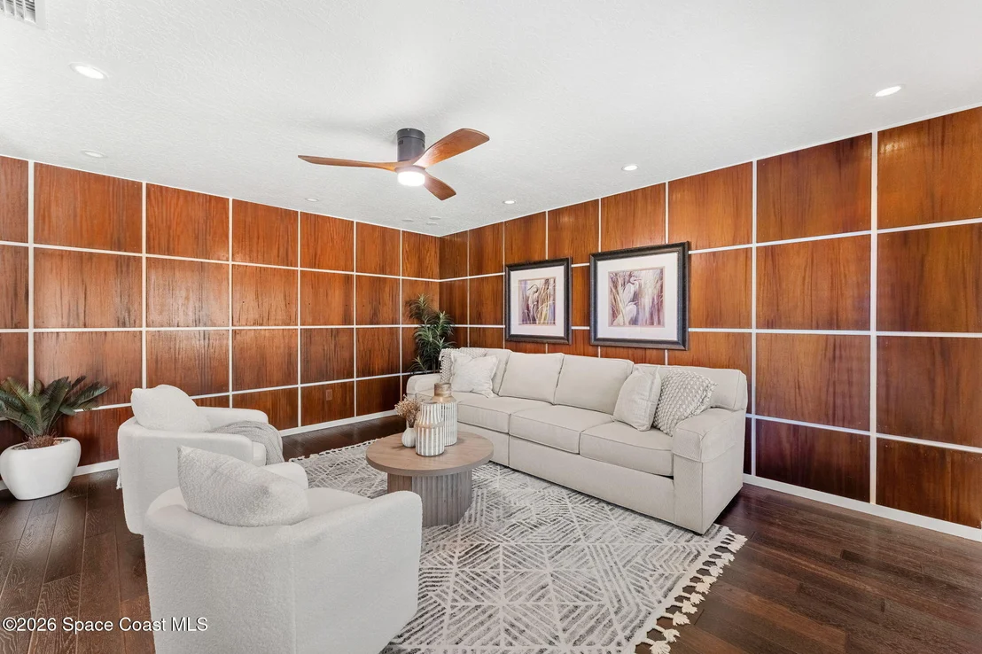 Photo of 127 Sand Pine Road