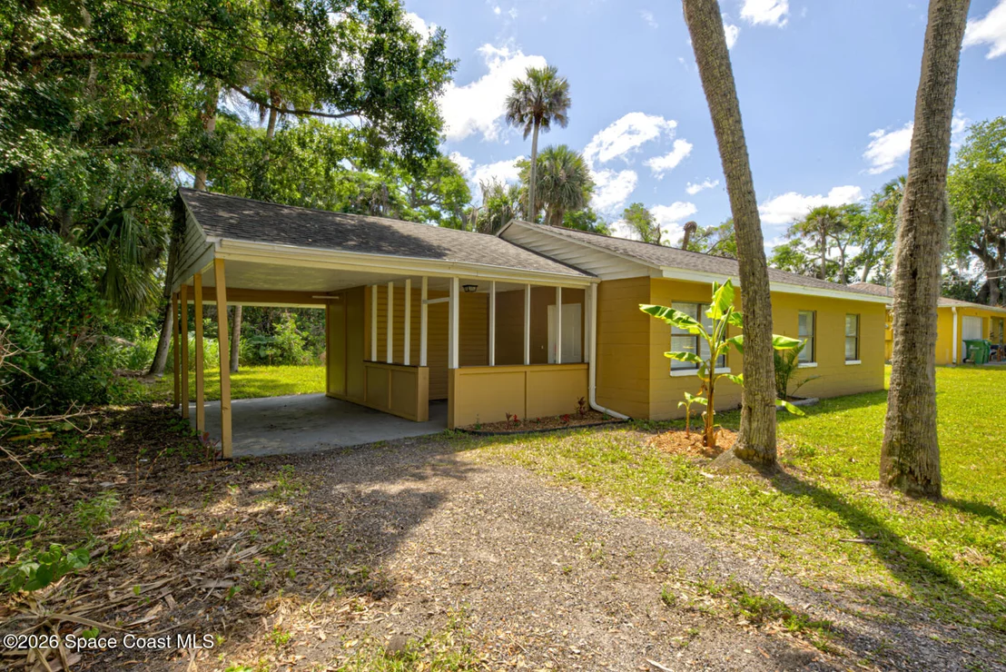 Photo of 212 Plumosa Drive