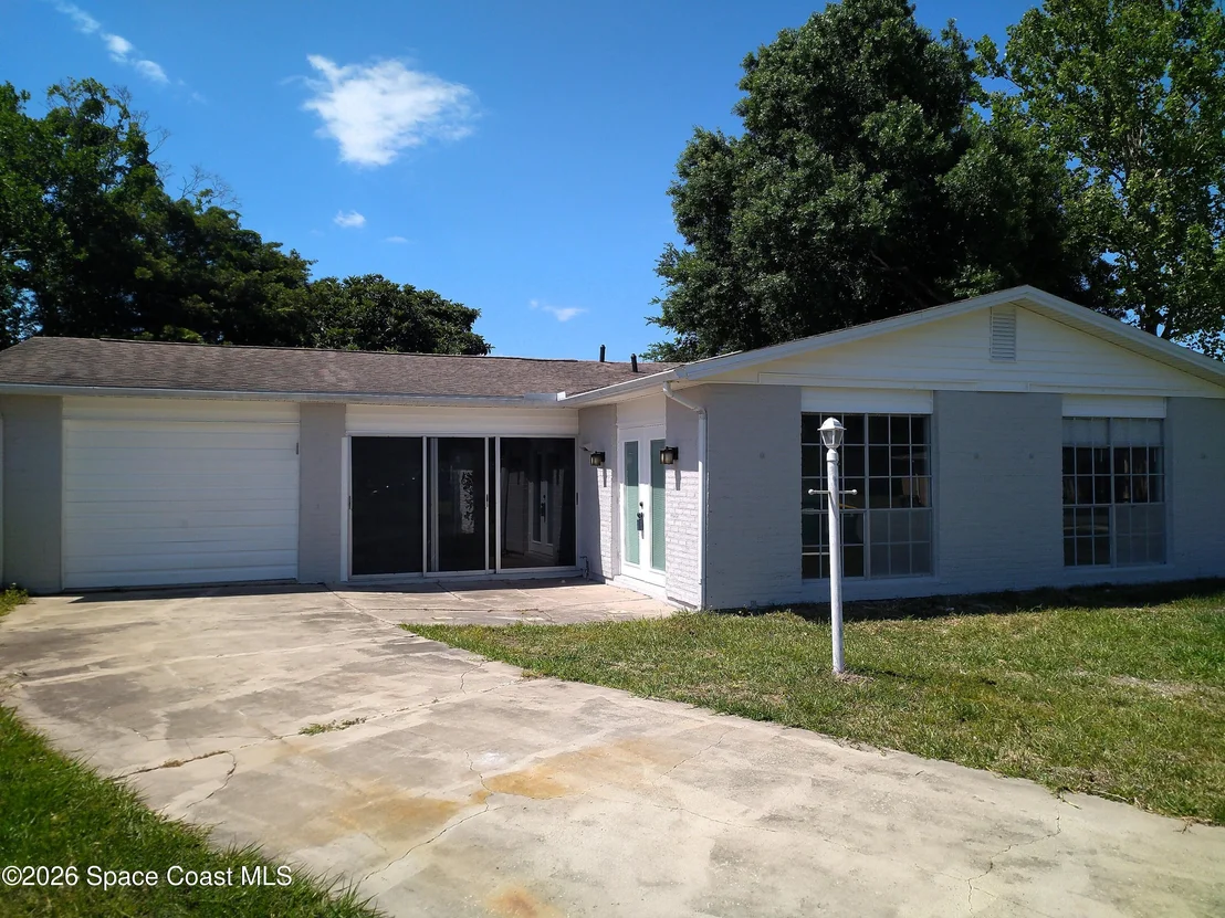 Photo of 693 John Hancock Lane