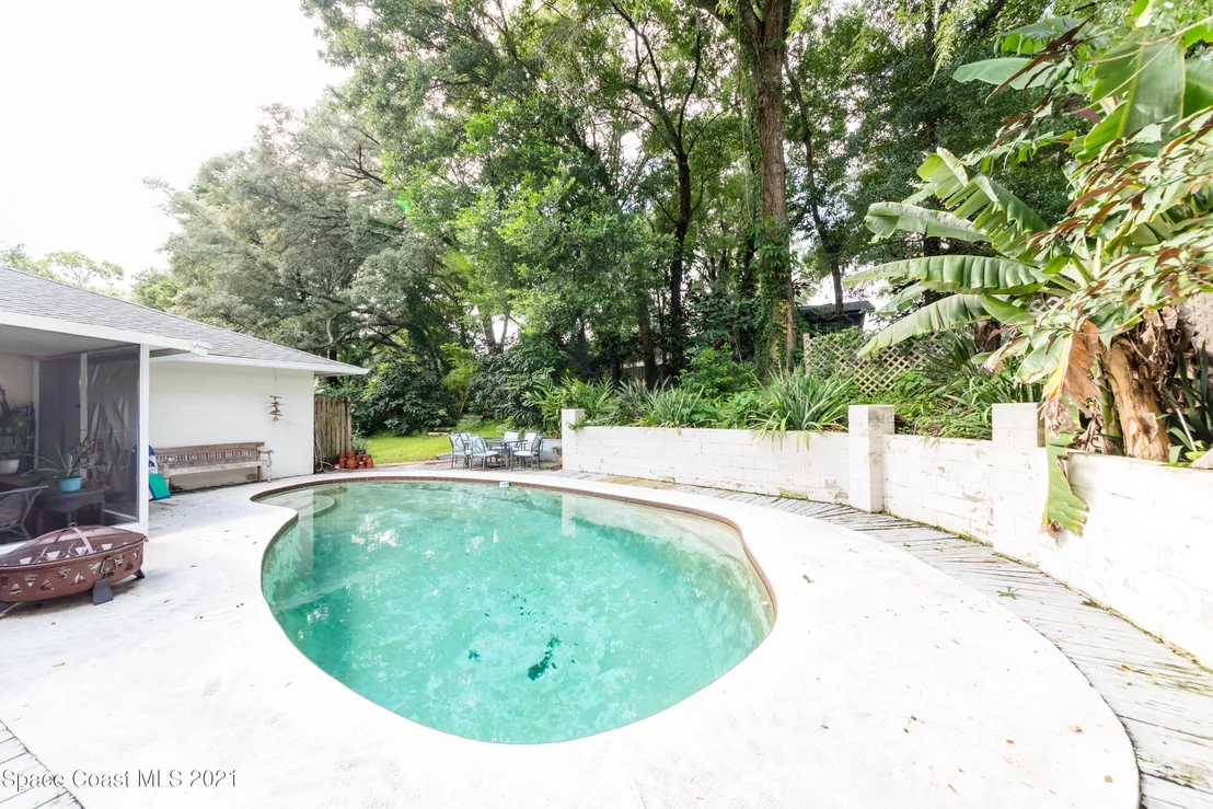 Photo of 541 Alpine Street