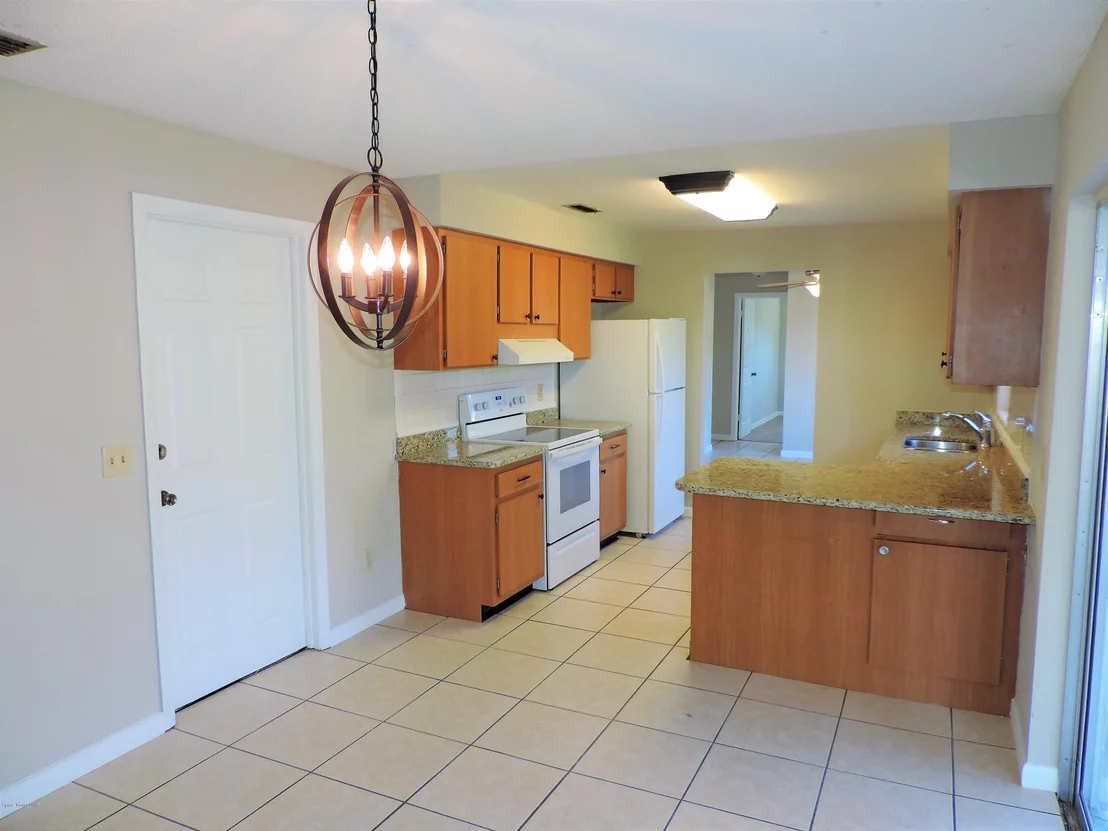 Photo of 930 Grant Road