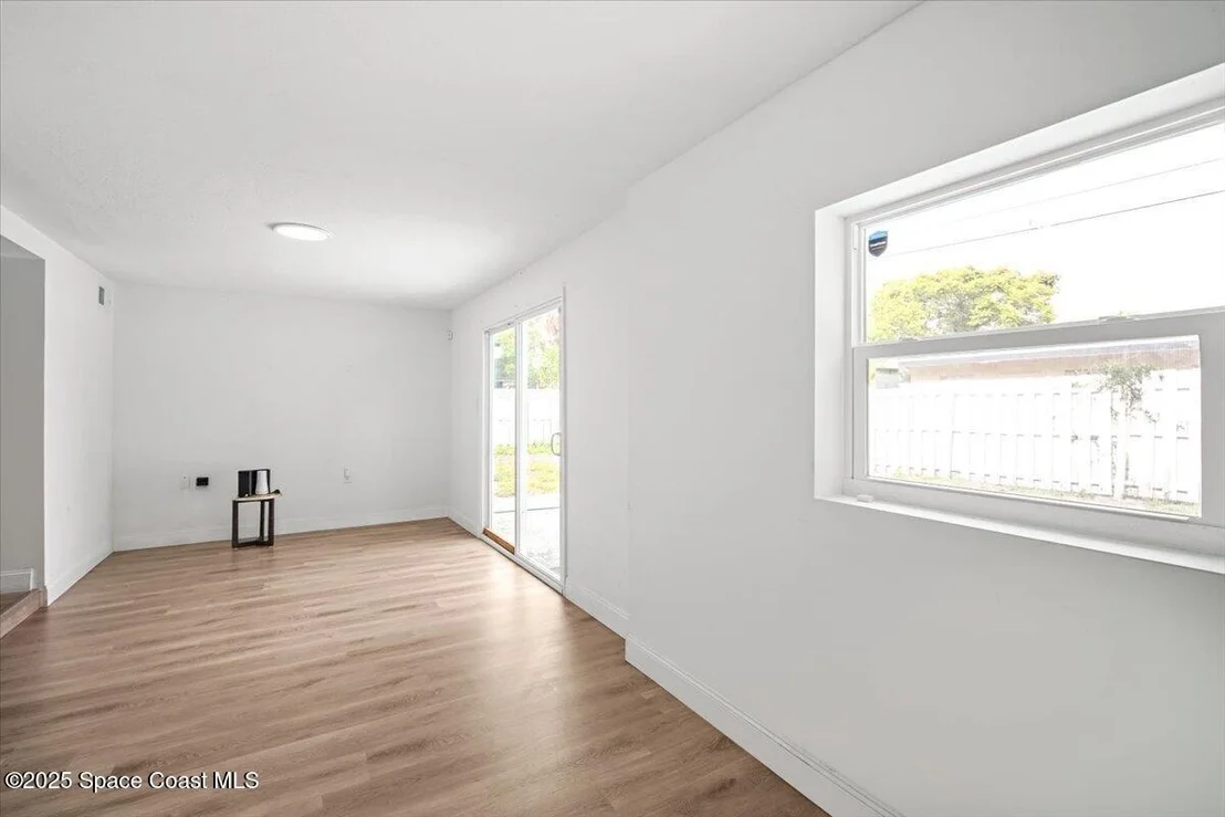 Photo of 411 Thomas Avenue