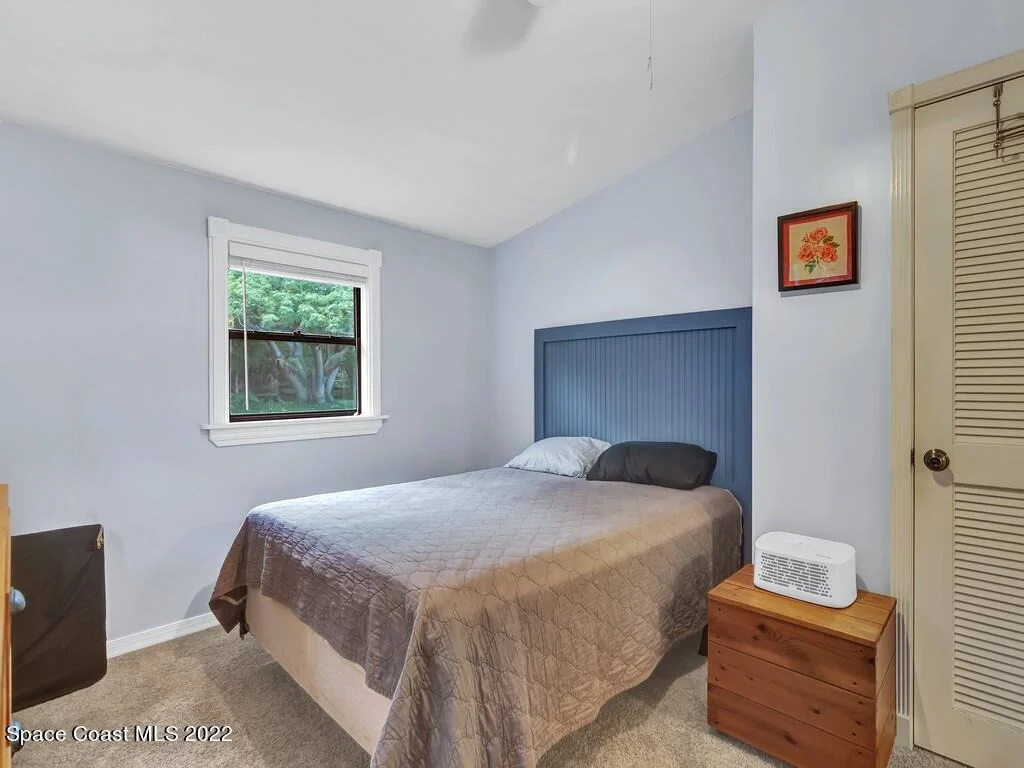 Photo of 9850 River Drive